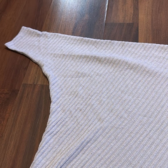 Urban Outfitters Silence & Noise Mock Neck Sweater, Bat Wing, Pullover Medium - Picture 2 of 10